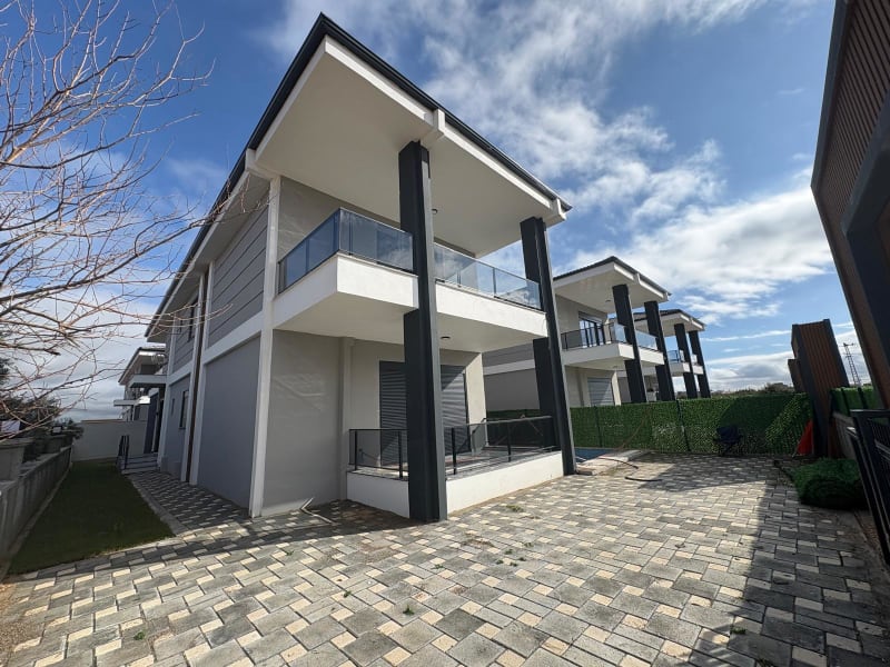 Antalya Döşemealtı Altınkale 4+1 Müstakil Tadında Satılık Villa kapak görseli